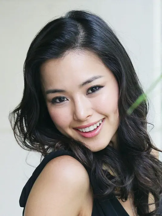 Sebelum menjadi model dan Miss Korea, ternyata Honey Lee sempat menjadi trainee di YG Entertainment. Akan tetapi ia pun memutuskan untuk kembal bersekolah dan fokus dengan pendidikan. (Foto: Koreboo.com)