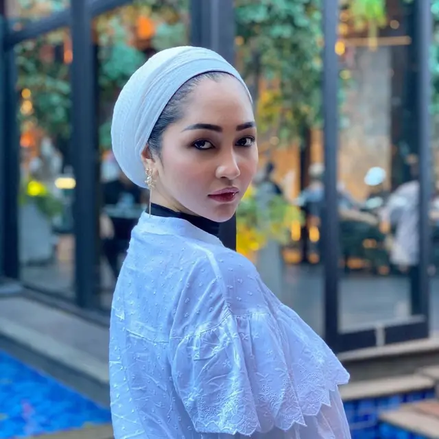 10 Tahun Berlalu, Ini 6 Potret Terbaru Muvida Pratiwi Pembawa Baki HUT RI ke-66