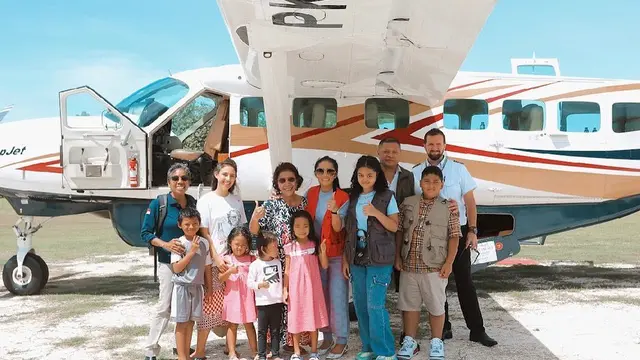 Krisdayanti dan Susi Pudjiastuti (Instagram/krisdayantilemos)