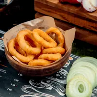 Ilustrasi onion ring/copyright freepik.com//kamranaydinov