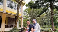 5 Potret Nathalie Holscher Dikabarkan CLBK dengan Mantan Pacar, Ajak Hadiri Acara Keluarga dan Main Bareng Baby Adzam