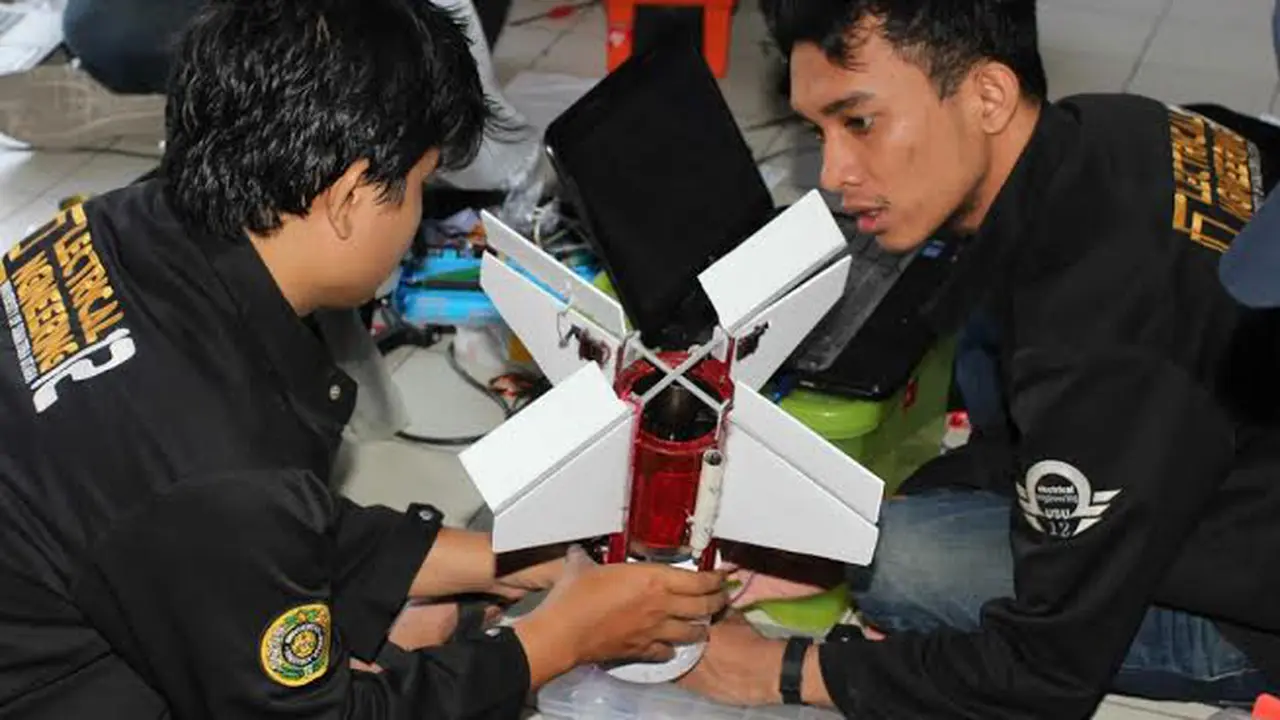 74 Tim Roket Beradu untuk Kejar Ketinggalan Bidang Dirgantara
