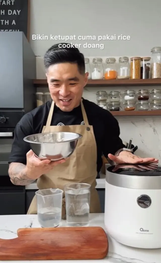 Cara mudah membuat lontong kenyal dengan rice cooker, antiribet