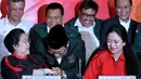 Cak Imin menjabat tangan Megawati. Suasana keakraban nampak terjalin dalam deklarasi koalisi mendukung Joko Widodo sebagai calon presiden, Lenteng Agung, Jakarta, Rabu (14/05/2014) (Liputan6.com/Johan Tallo).