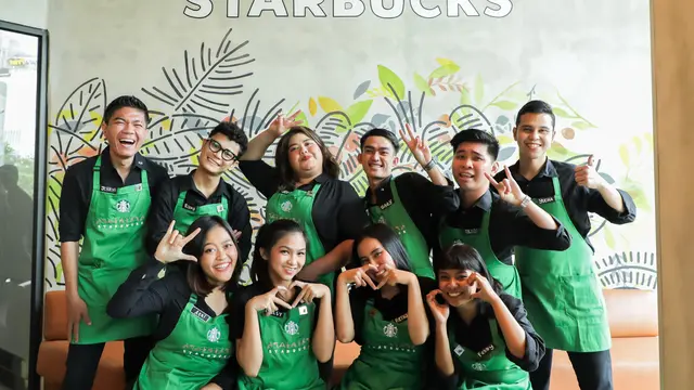 Hari Jadi Starbucks Community Store Tata Puri
