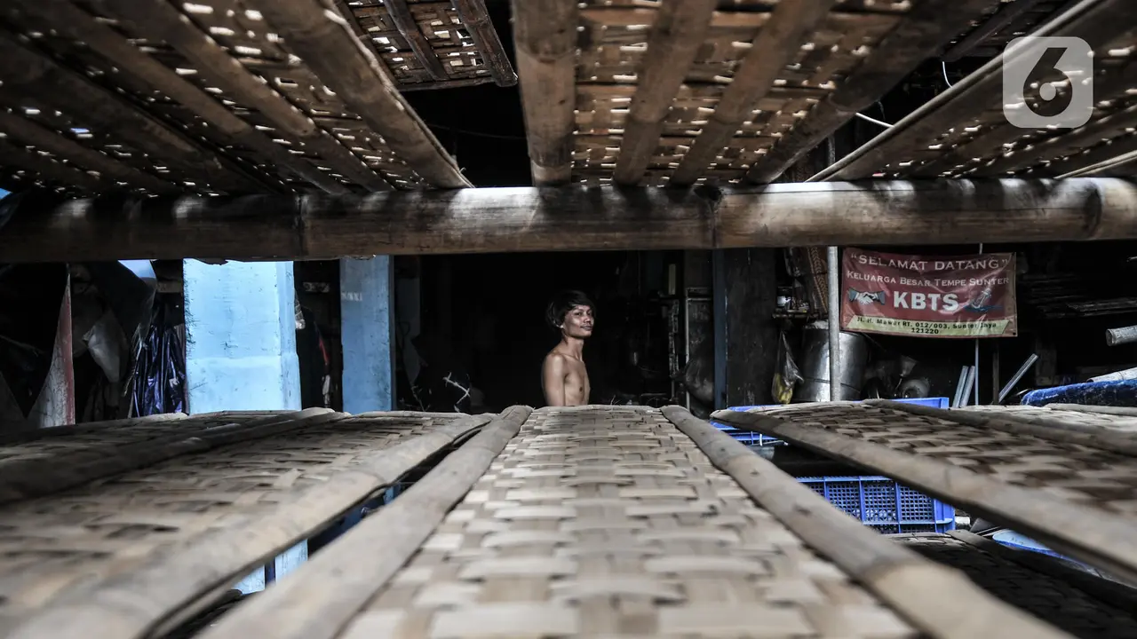 Perajin Tempe Mogok Produksi Imbas Kedelai Mahal