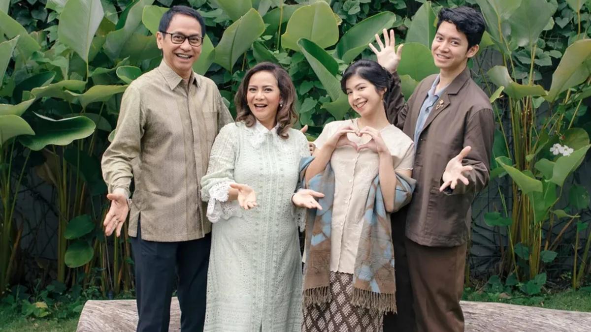 7 Potret Penampilan Awet Muda Addie MS dan Memes di Momen Lamaran Tristan Juliano
