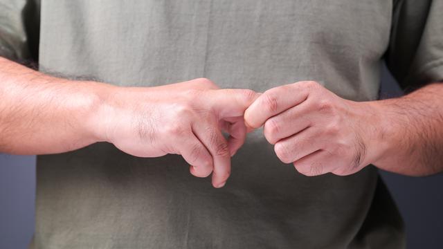 Ilustrasi membunyikan jari