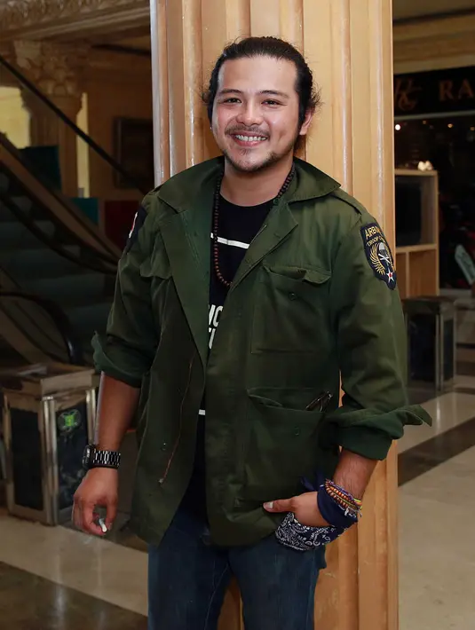 Bukan tanpa alasan Ramon menerima tawaran untuk berperan di film ‘Romansa : Sunset Love in Istanbul’, pria berambut gondrong ini tertarik dengan cerita tentang misi kebudayaan Indonesia di luar negeri. (Deki Prayoga/Bintang.com)