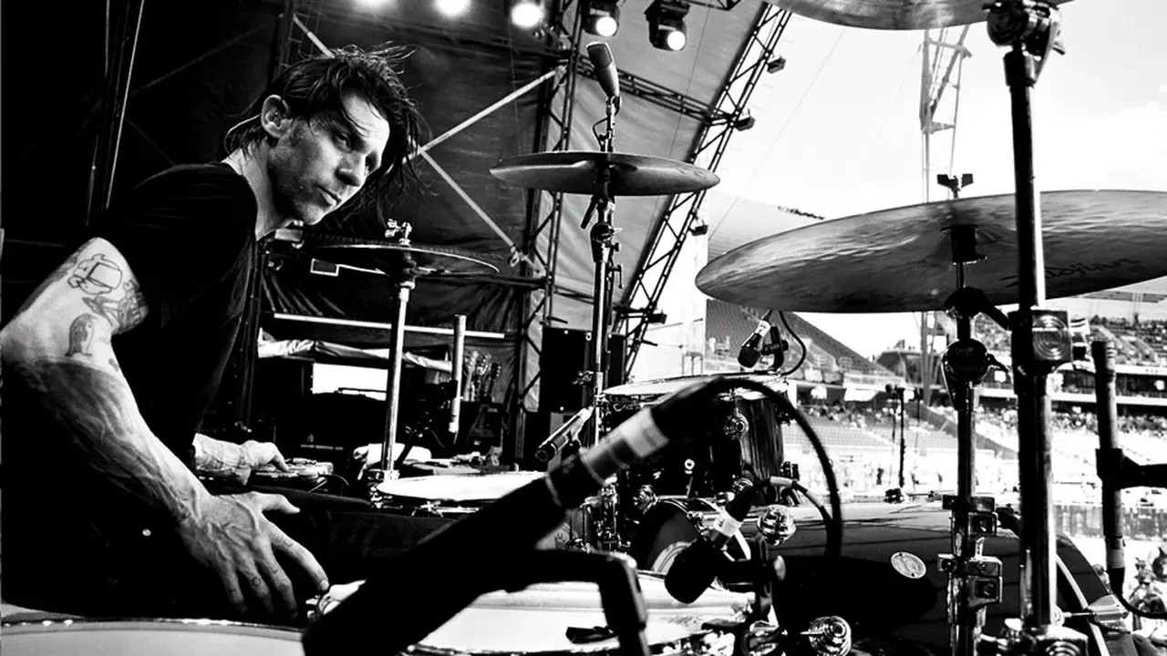 Drummer Paling Gila di Angels and Airwaves, Dimana Dia Sekarang?