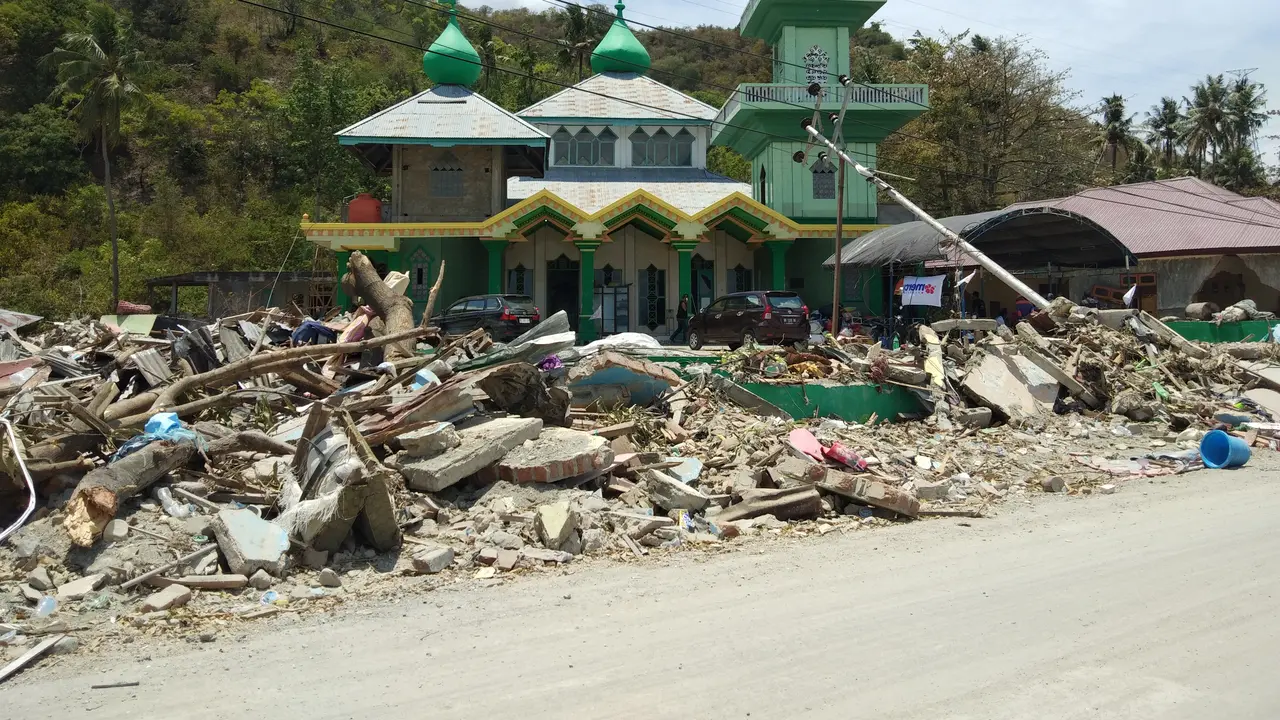 Masjid Babul Jannah di loli Saluran, Banawa, Kabupaten Donggala