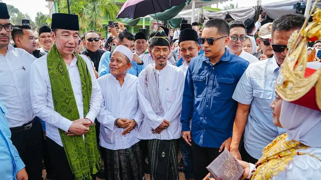 Jokowi silaturahmi ke Pondok Pesantren Nurul Qodiri, Lampung Tengah