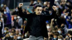 Debut Xavi Hernandez bersama Barcelona berjalan mulus. Blaugrana berhasil maeraup poin penuh saat menjamu Espanyol dalam laga pekan ke-14 Liga Spanyol. (AP/Joan Monfort)