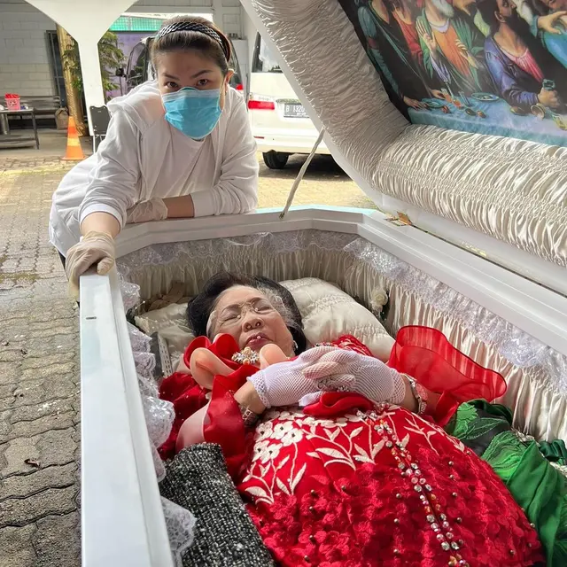 Tina Toon Bagikan Kabar Duka, Sang Nenek Meninggal Dunia Desember 2022