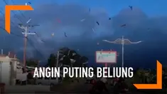Warga Bener Meriah merekam detik-detik terjadinya angin puting beliung yang merusak puluhan rumah warga.