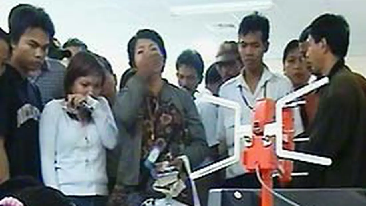 020107caadam-keluarga.jpg