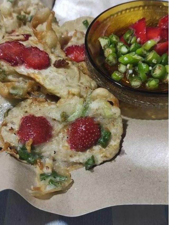 6 Bakwan Topping Nyeleneh Ini Bikin Enggak Habis Pikir