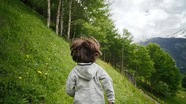Mengenal Nature Deficit Disorder, Pentingnya Mengajak Anak untuk Bermain di Lingkungan Alam Sejak Dini