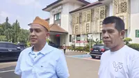 Kasi Intel Kejari, Muhammad Ubaidillah bersama Kasi Pidsus Kejari Depok, Mochtar Arifin saat ditemui di Kejari Depok. (Liputan6.com/Dicky Agung Prihanto)