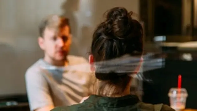 [Bintang] Cari Teman Diskusi? Ini 5 Shio Terasyik untuk Diskusi Apa Saja