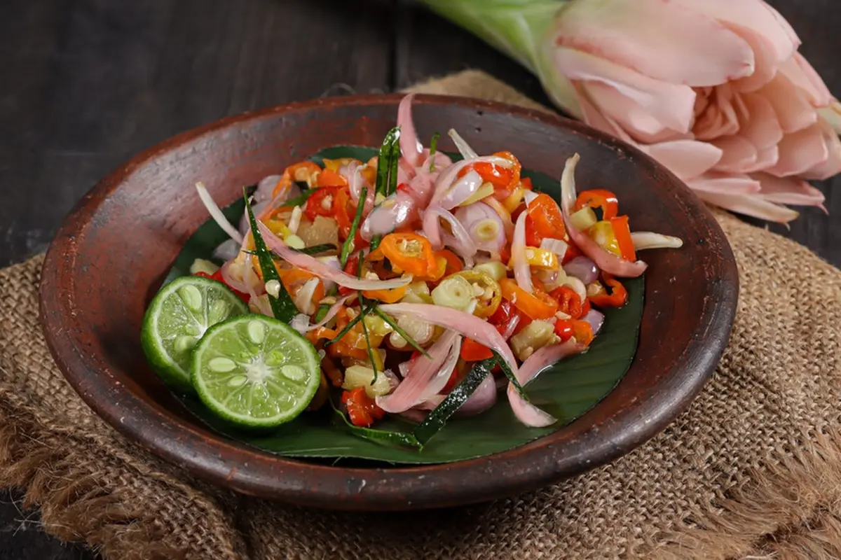 kecombrang sambal tumis iris