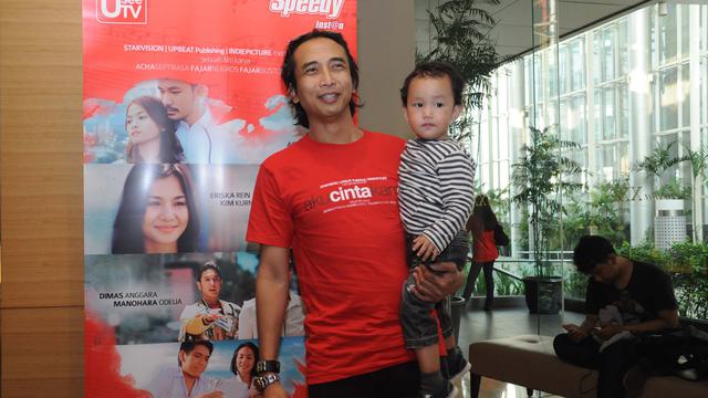 Flo Terlantarkan Anak Piyu Showbiz Liputan6 Com