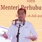 Menteri perhubungan, Budi Karya Sumadi memberi sambutan saat peluncuran sistem perizinan angkutan sewa khusus berbasis daring di Jakarta (16/7). (Liputan6.com/Herman Zakharia)