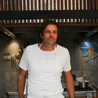 Kembali bangkit, Uni Restaurant & Bar Hadir dengan menu-menu terbaik dan inovatif dari Chef Steven Skelly.