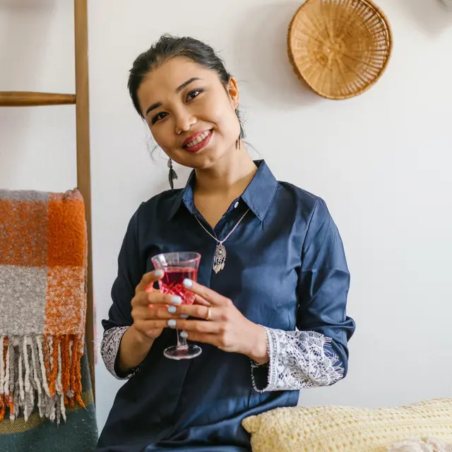 Nggak suka bertele-tele, 6 zodiak ini dikenal tegas dan percaya diri dalam membuat keputusan