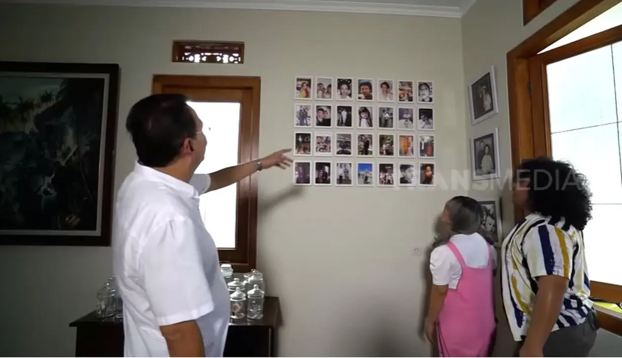 <p>Rumah Roy Marten (Youtube/TRANS7 OFFICIAL)</p>