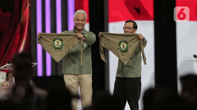 Kostum Tematik ala Ganjar-Mahfud pada Debat Keempat Pemilu 2024