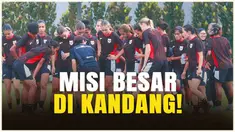 Timnas Indonesia Putri tengah menjalani latihan intensif sebagai persiapan menjadi tuan rumah Grup D Kualifikasi Piala Asia 2026. Target mereka jelas: menjuarai grup demi lolos ke putaran final di Australia.