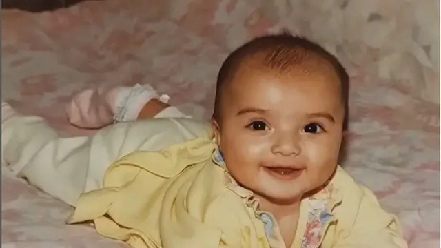 Foto masa kecil Sarah Samantha bintang Buku Harian Seorang Istri (Foto: Instagram @dewanti.bauty)