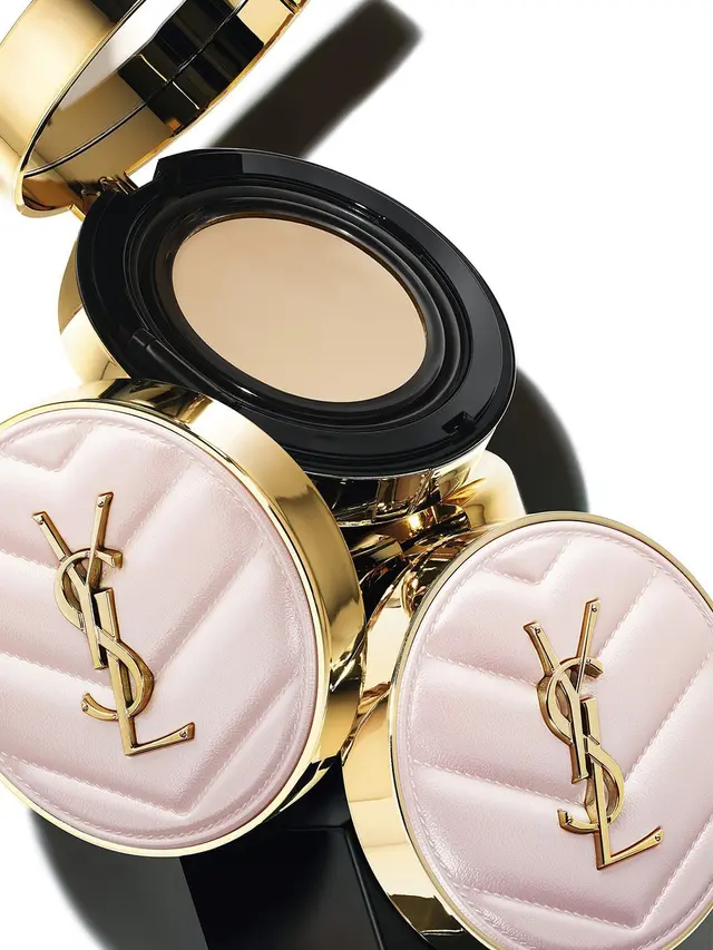 YSL Beautè Touche Éclat Glow-Pact Cushion.