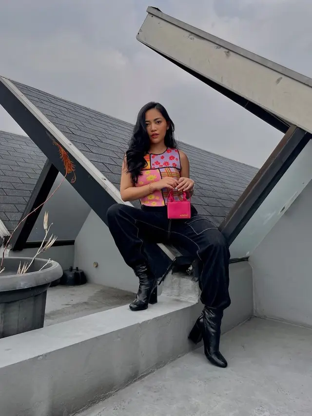 FOTO: FOTO: Gaya Busana Unik Ala Rachel Vennya, Tampil Colorful dan Stylish