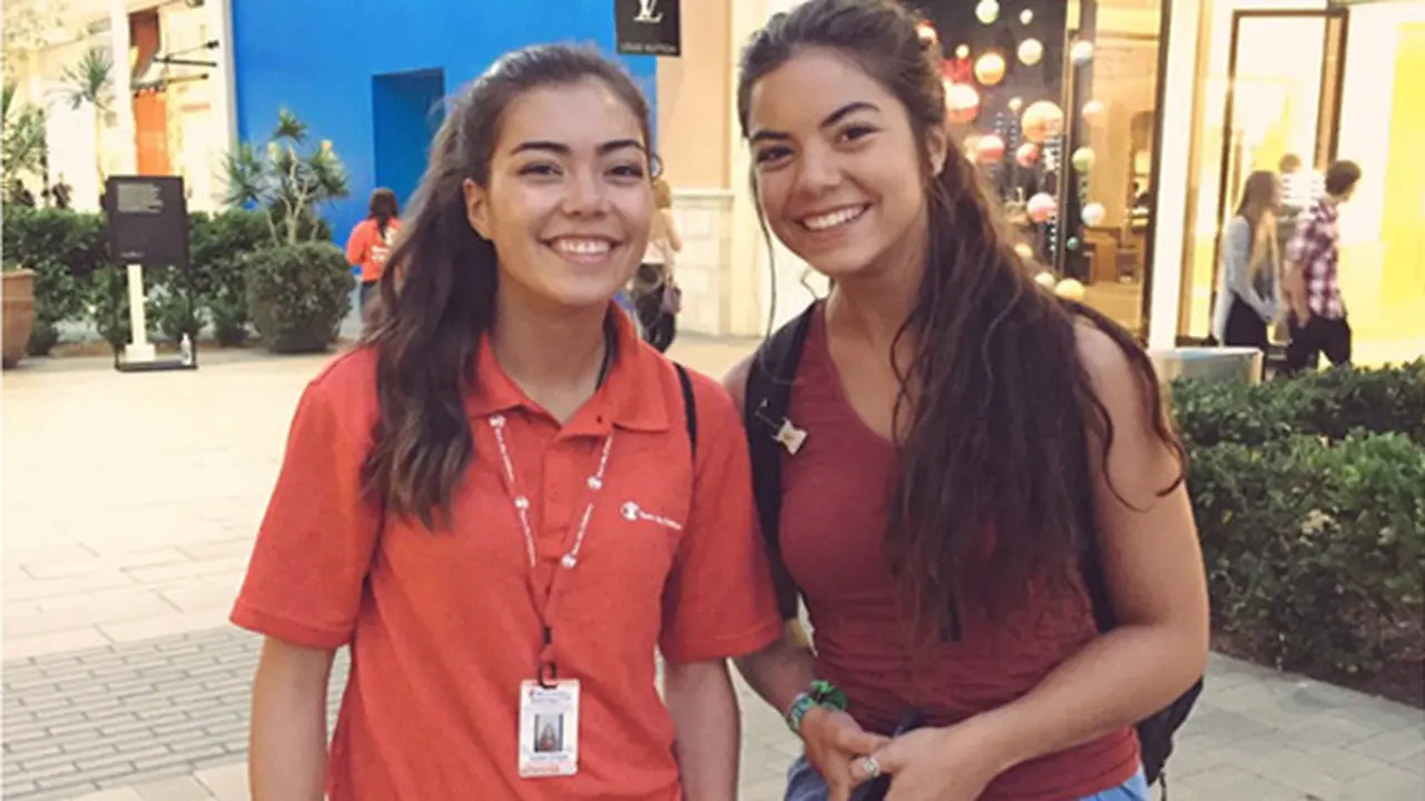 Unggah Foto di Twitter Gadis Alami Hal Mengejutkan