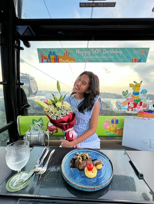 Shenina Cinnamon dan Angga Yunanda (Sumber: Instagram/sheninacinnamon)