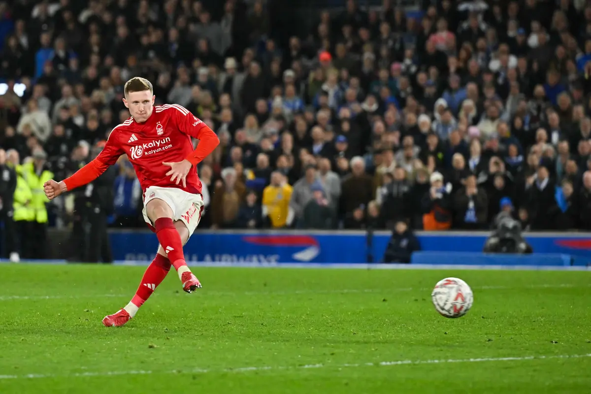 Manchester United Ikut Minati Elliot Anderson (AFP)
