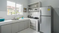 7 Desain Dapur Kecil 2x2 Meter Muat Kulkas dan Kitchen Set, Hemat Ruang Maksimal