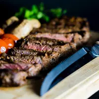 Ilustrasi steak | unsplash.com
