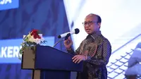 Sekretaris Jenderal Kemnaker, Anwar Sanusi, menyebut bahwa produktivitas Indonesia masih berkisar di angka 74,4 persen. (Dok Kemnaker)