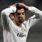 Gelandang Real madrid, Enzo Zidane, saat tampil melawan PSG pada perempat final UEFA Youth League di Stadion Charlety, Paris, Selasa (11/3/2014). (AFP/Franck Fife)