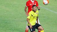 Marcel Sacramento, Semen Padang. (Bola.com/Nicklas Hanoatubun)