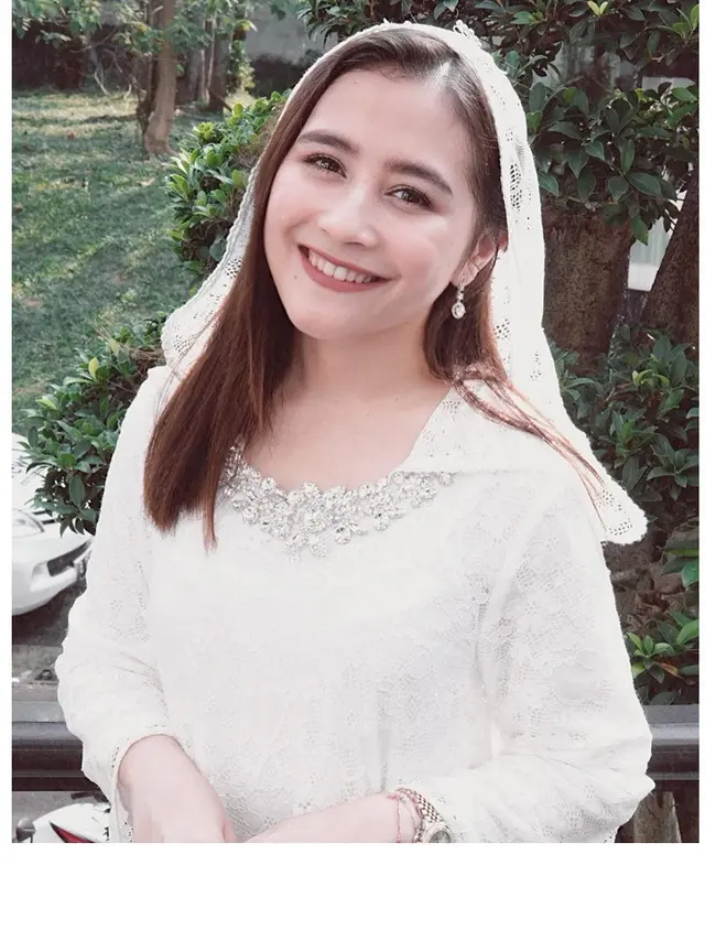 Prilly Latuconsina Akan Menikah 10 Februari, Ini 6 Potretnya saat Kenakan Gaun