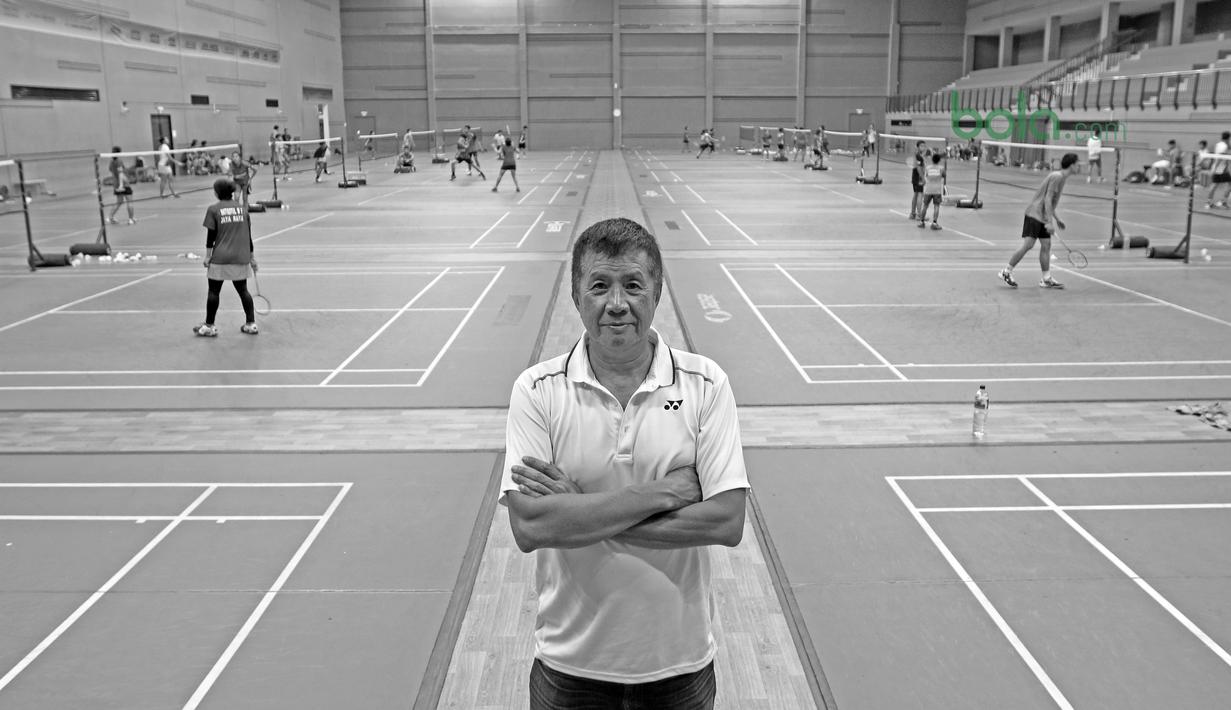 Rudy juga pernah mencicipi titel juara dunia, empat kali gelar Piala Thomas, dan satu medali emas Asian Games. Kini Rudy Hartono aktif mengembangkan talenta muda di PB Jaya RAYA. (Bola.com/Nick Hanoatubun)