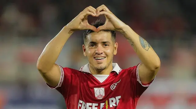 Foto: Selebrasi Alexis Messidoro usai mencetak gol ke gawang Madura United pada laga pekan keenam BRI Liga 1 2022/2023, Selasa (23/8/2022) (Dok. Persis Solo)