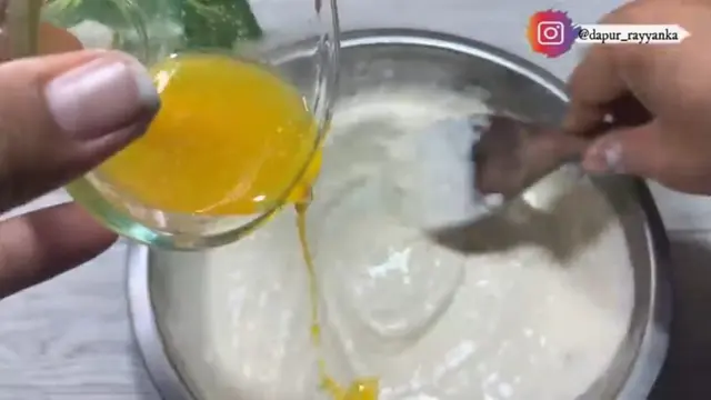 Rahasia Gorengan Tetap Renyah dan Tidak Berminyak (Credit: Youtube/DAPUR RAYYANKA)