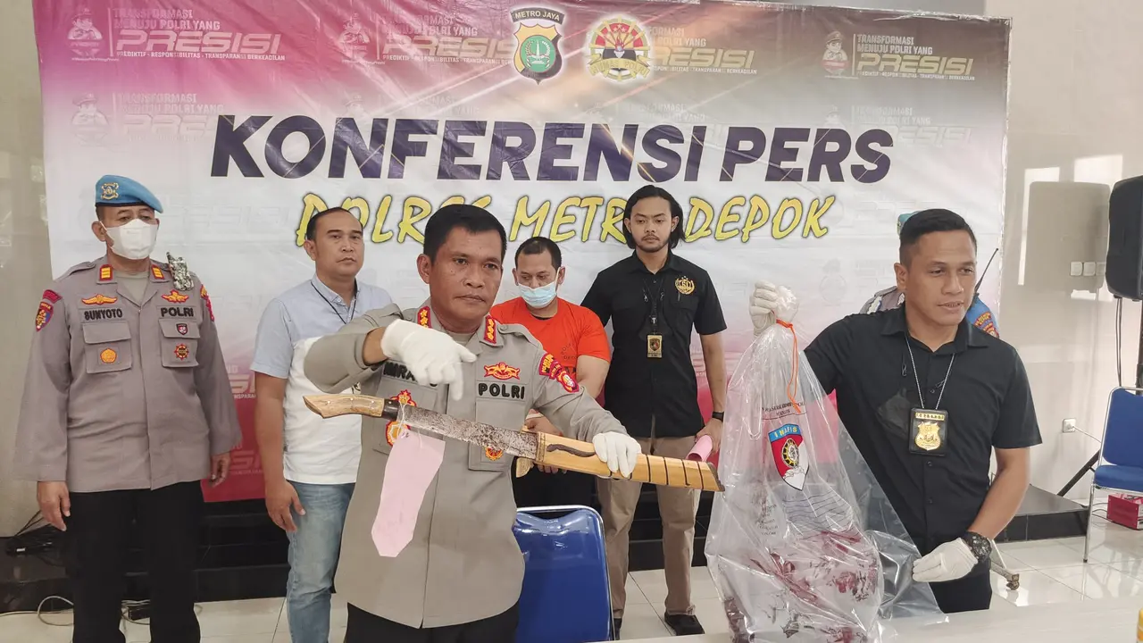 Suami bacok istri dan anak di Jatijajar Depok