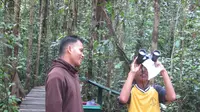 Wilmar melalui PT Mentaya Sawit Mas dan PT Karunia Kencana Permai di Kalimantan Tengah (Kalteng) menambahkan fungsi kawasan konservasinya sebagai hutan edukasi lingkungan bagi siswa sekolah dasar dan menengah di sekitar wilayah perusahaan.