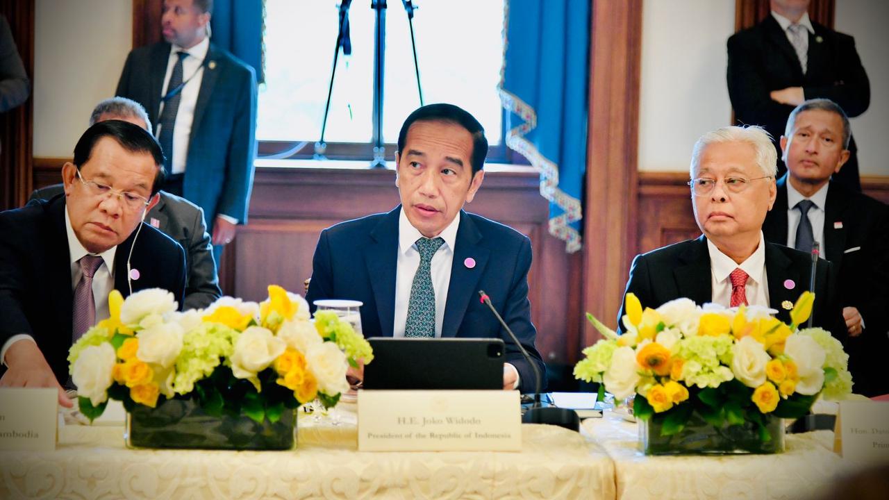 Presiden Joko Widodo saat memberikan sambutan pada jamuan santap siang pemimpin negara-negara ASEAN oleh Ketua Dewan Perwakilan Amerika Serikat (AS) Nancy Pelosi dan Anggota Kongres AS di Capitol Hill, Washington DC.